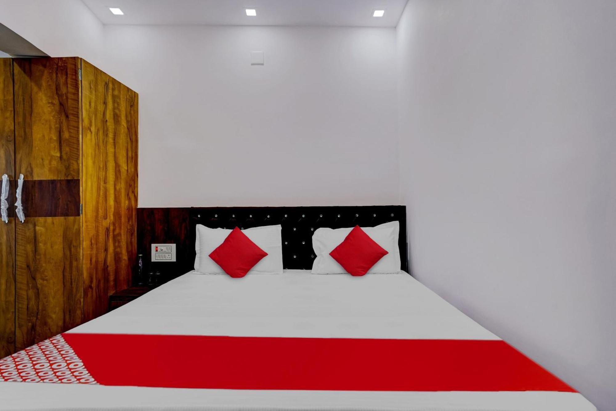 Super Collection O Oxygen Hotel Ranchi Buitenkant foto